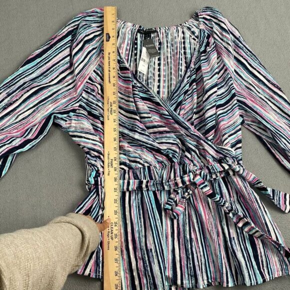 Lane Bryant Women's Size 26/28 Multi-Color Striped Wrap Top Plus 100% Cotton - Picture 4 of 13